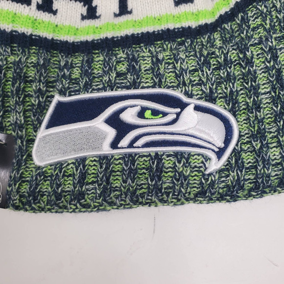 NWT New Era 2018 Sideline On Field Pom Beanie - Seattle Seahawks - Picture 2 of 4